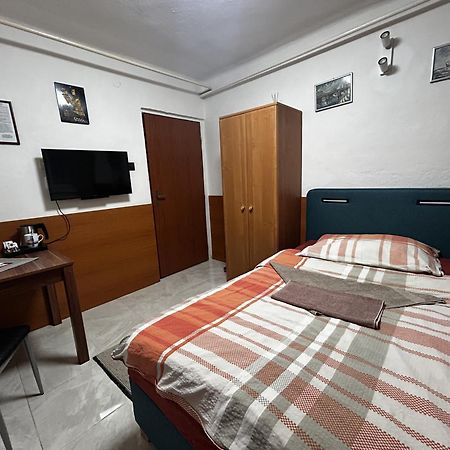Hotel Penzion Rozalia à Košice Extérieur photo