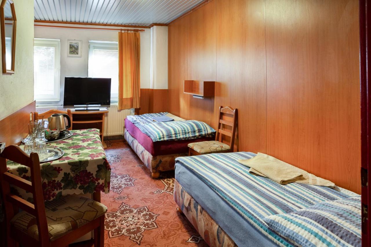 Hotel Penzion Rozalia à Košice Extérieur photo
