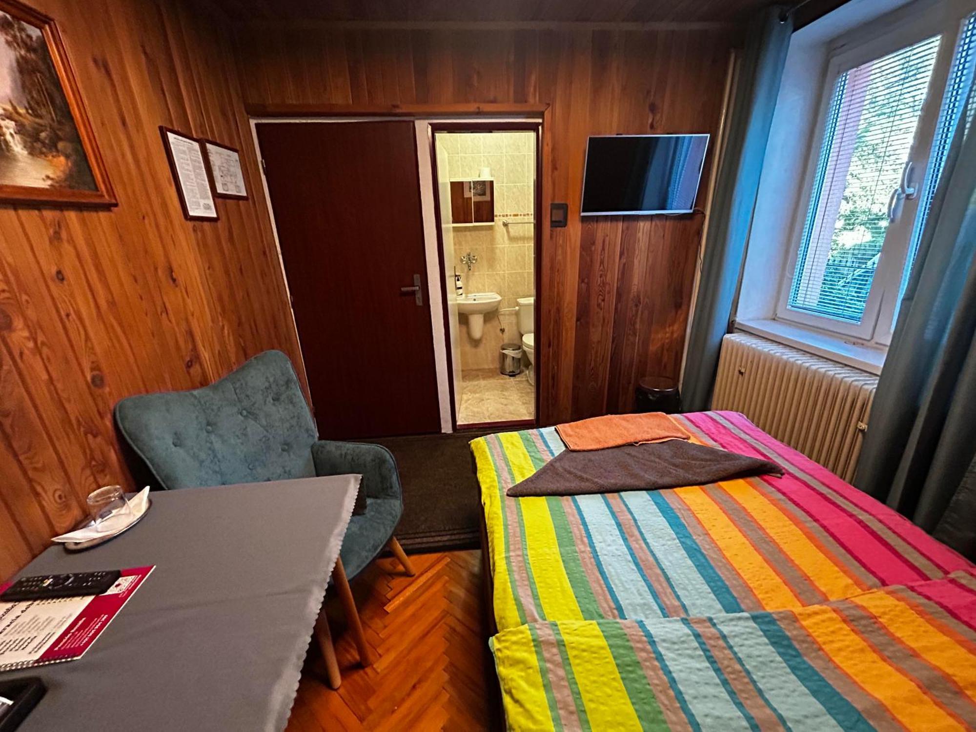 Hotel Penzion Rozalia à Košice Extérieur photo