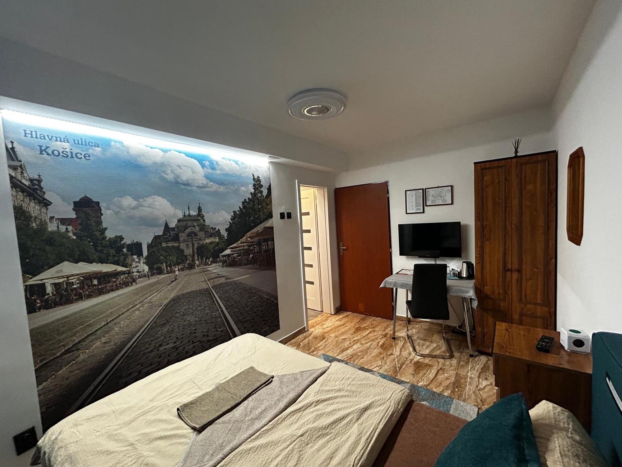 Hotel Penzion Rozalia à Košice Extérieur photo