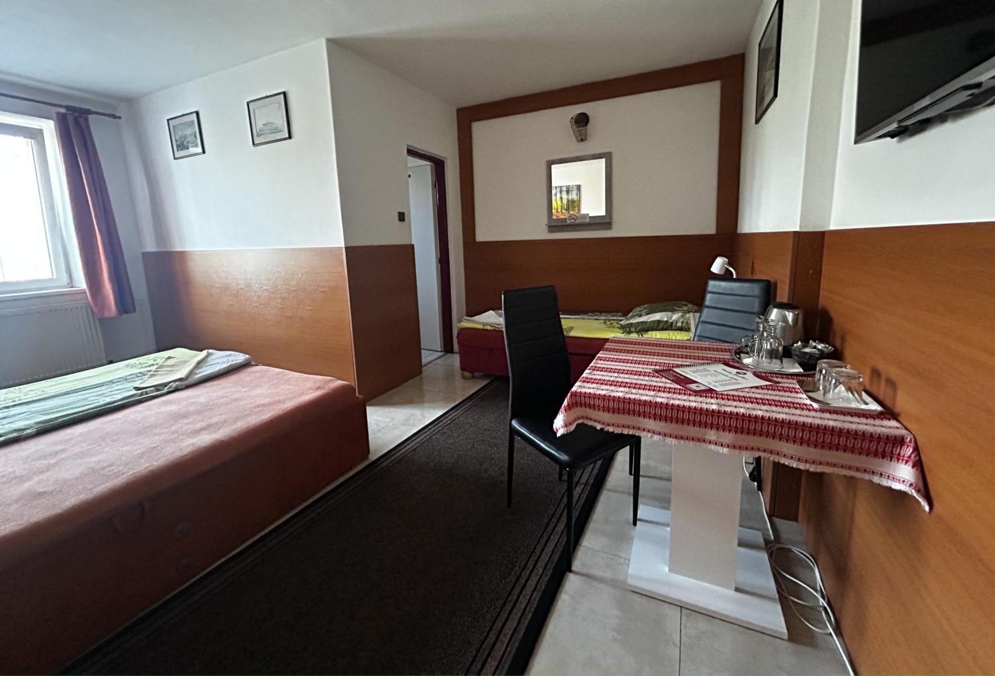 Hotel Penzion Rozalia à Košice Extérieur photo